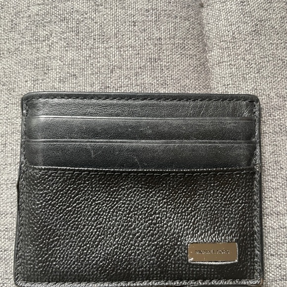 Michael Kors Wallet - Picture 1 of 4